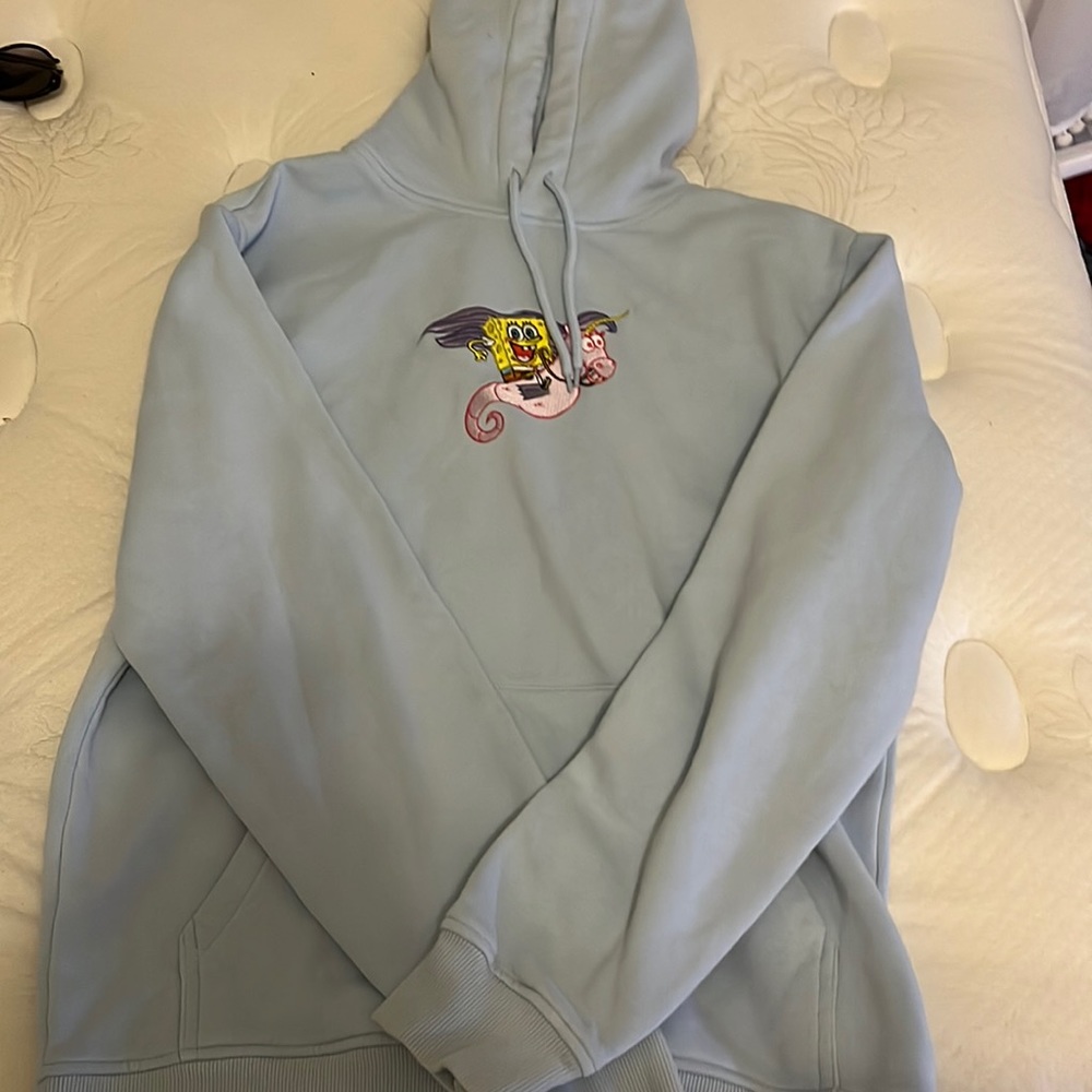 H&M DIVIDED SpongeBob hoodie men’s size small